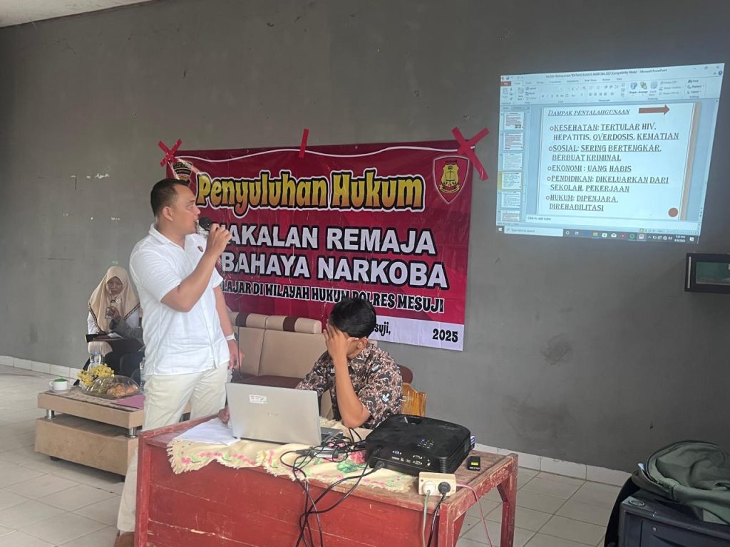 Sikum Polres Mesuji berikan penyuluhan hukum kepada para Siswa SMA N 1 Way Serdang